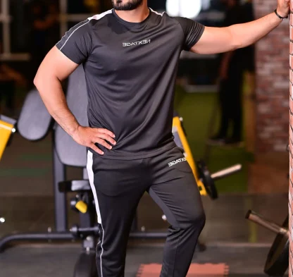 workout clothes for men