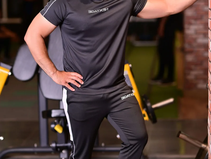 workout clothes for men